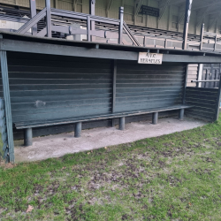 Oude houten tribune Heracles uit de Bornsestraat - Stadionkoorts