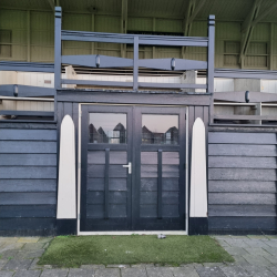 Oude houten tribune Heracles uit de Bornsestraat - Stadionkoorts