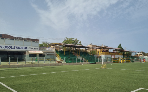 Luxol Stadion Pembroke op Malta - Stadionkoorts Groundhopping